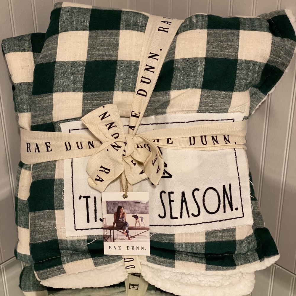 Rae Dunn Tis The Season Blanket